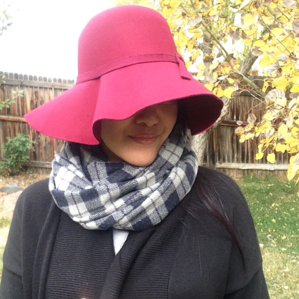 Bordeaux Wine Colored Floppy Felt Hat NWOT